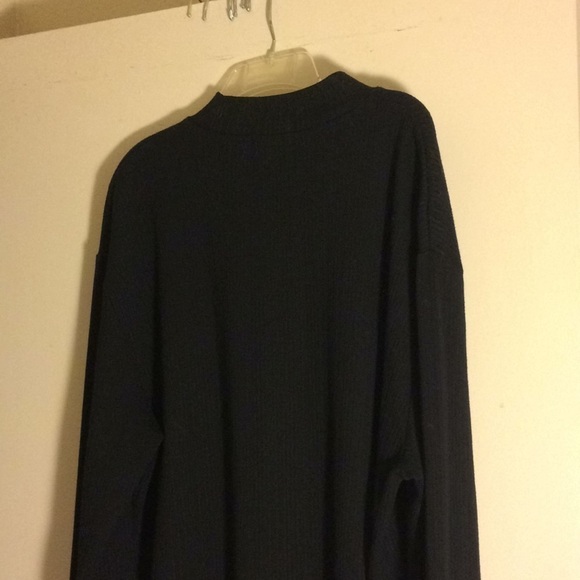 Ciaiborne long sleeve black shirt medium Weight - Picture 4 of 5